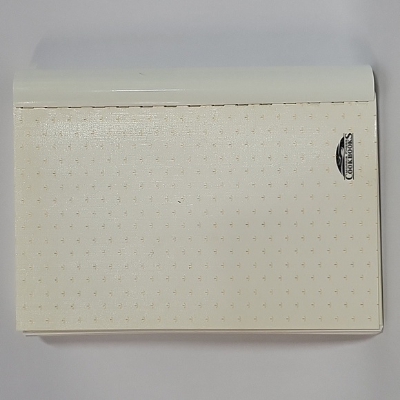 2009 Recipes From The Flock Cookbook, Plastic Spine - Picture 2 of 8